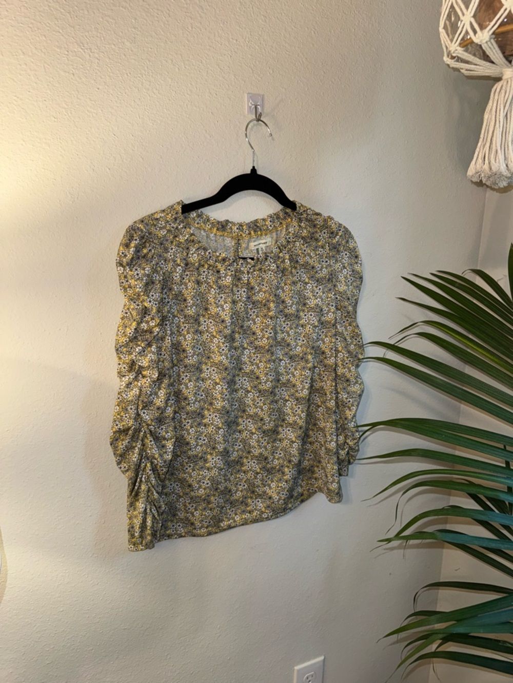 Max Studio Yellow Floral Ruched-Sleeve Blouse